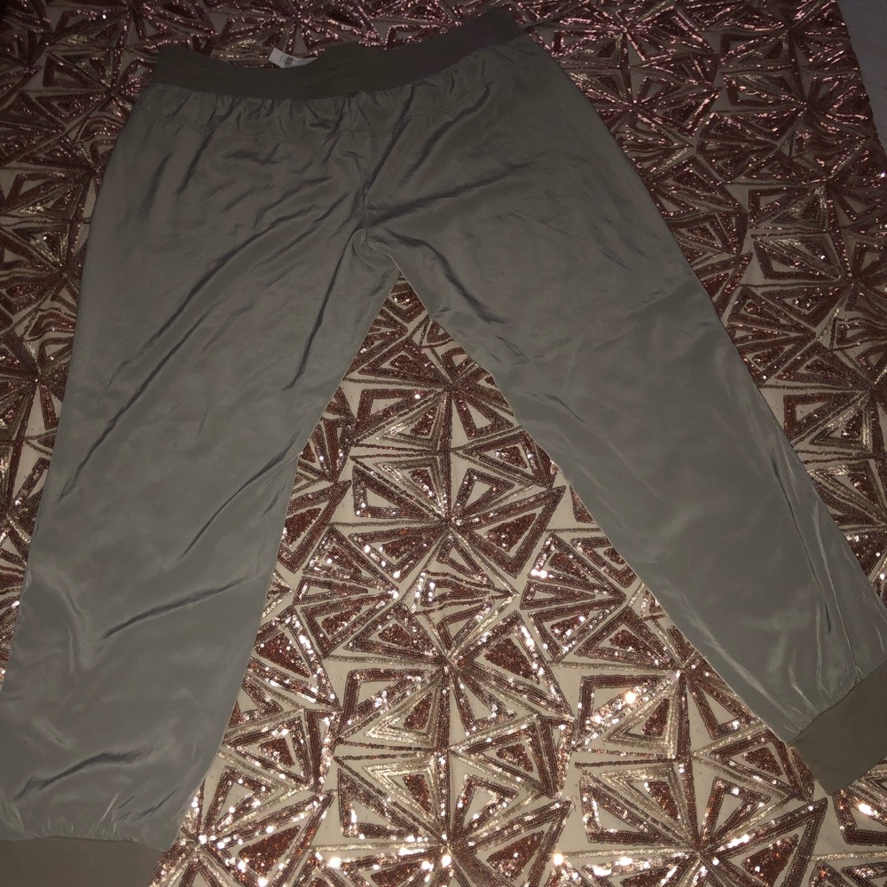 Gray joggers - Picture 3 of 3